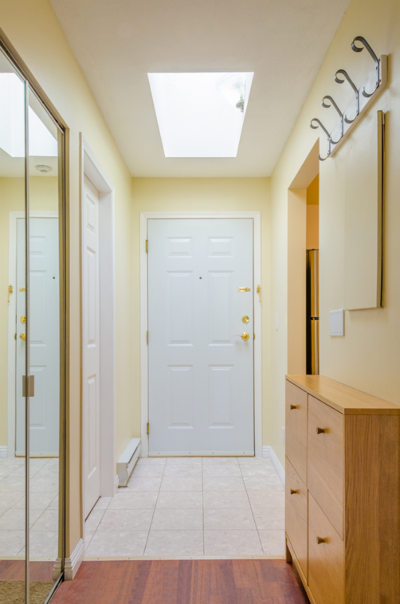 Organize Your Hallway - Home Decor Tips