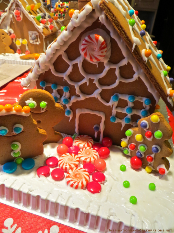Holiday Entertaining Guide Gingerbread House Party Ideas