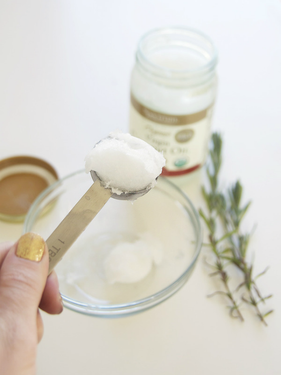 DIY Beauty Lavender Coconut Oil Hair Treatment