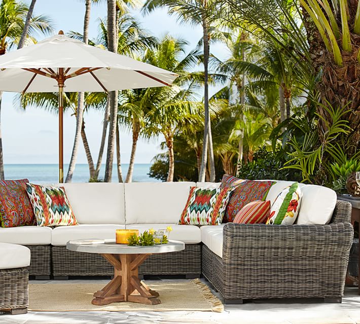 Outdoor Living Spaces That Inspire Summer Entertaining