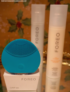 Holiday Gift Guide for Beauty Products - Foreo Luna Deep Cleansing Essentials