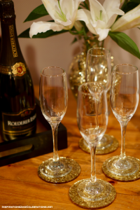 NYE Entertaining Tips: An Easy Cocktail for a Stylish Celebration At-Home