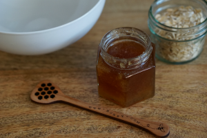 DIY Beauty Tutorial Honey Oatmeal Scrub