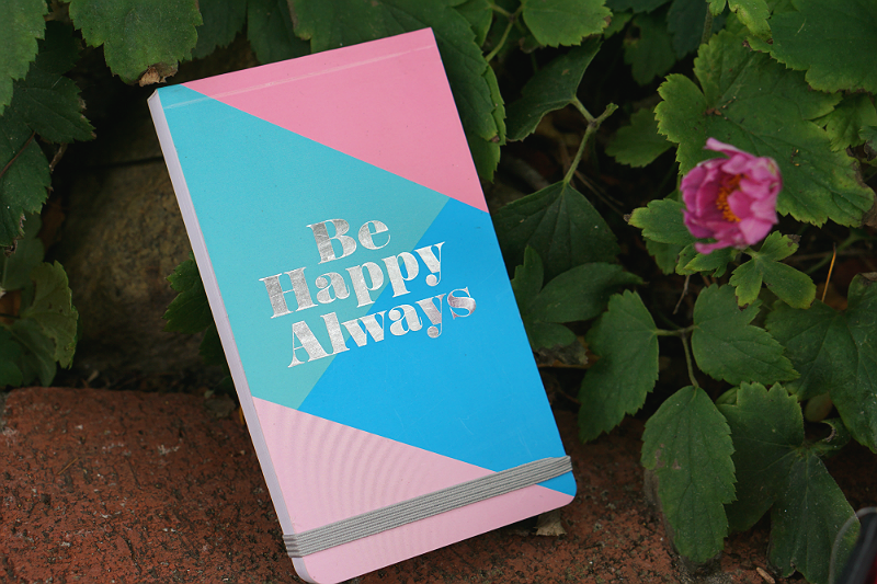 The Happy Summer Days Giveaway from Inspirations and Celebrations