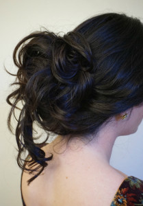 Romantic Updo Tutorial - How To Get a Salon-Worthy Hairstyle at Home with Suave Professionals