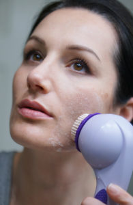 The Beauty Boosting Benefits of Sonic Cleansing Devices - Michael Todd Beauty Soniclear Elite