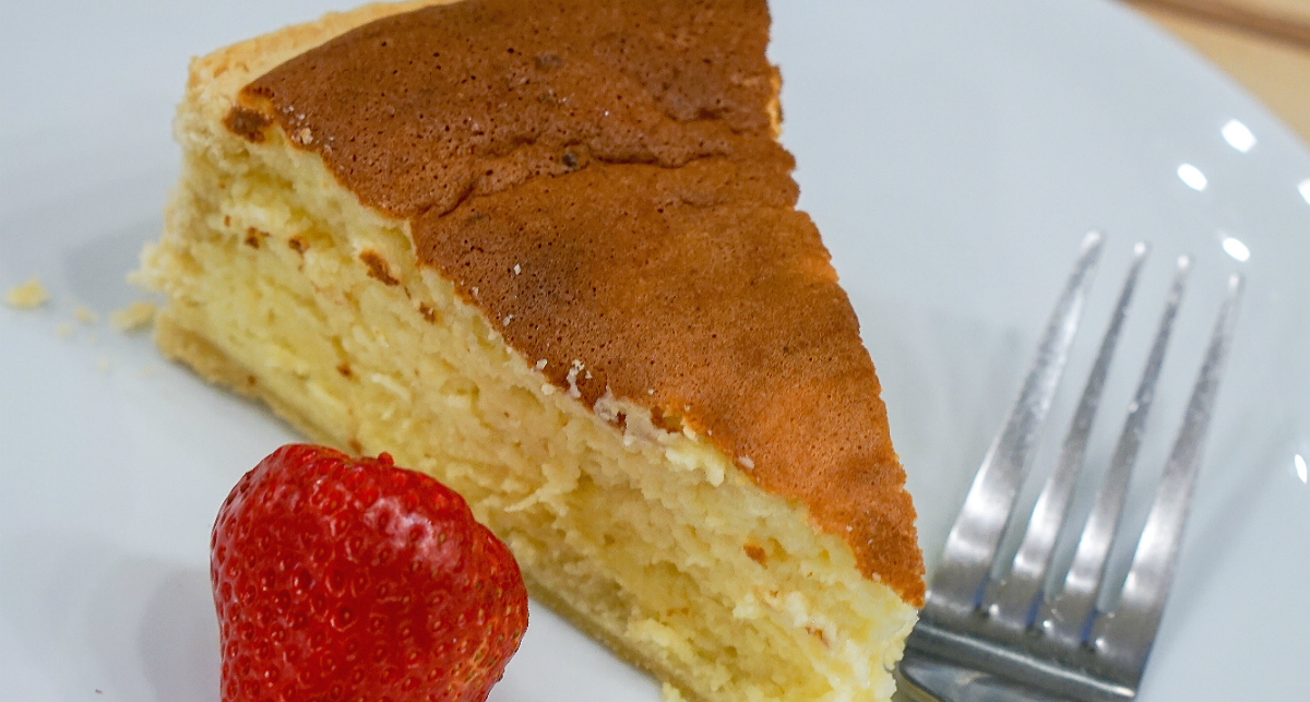 A Crème Fraiche Cheesecake Recipe That Takes the Cake - Inspirations ...