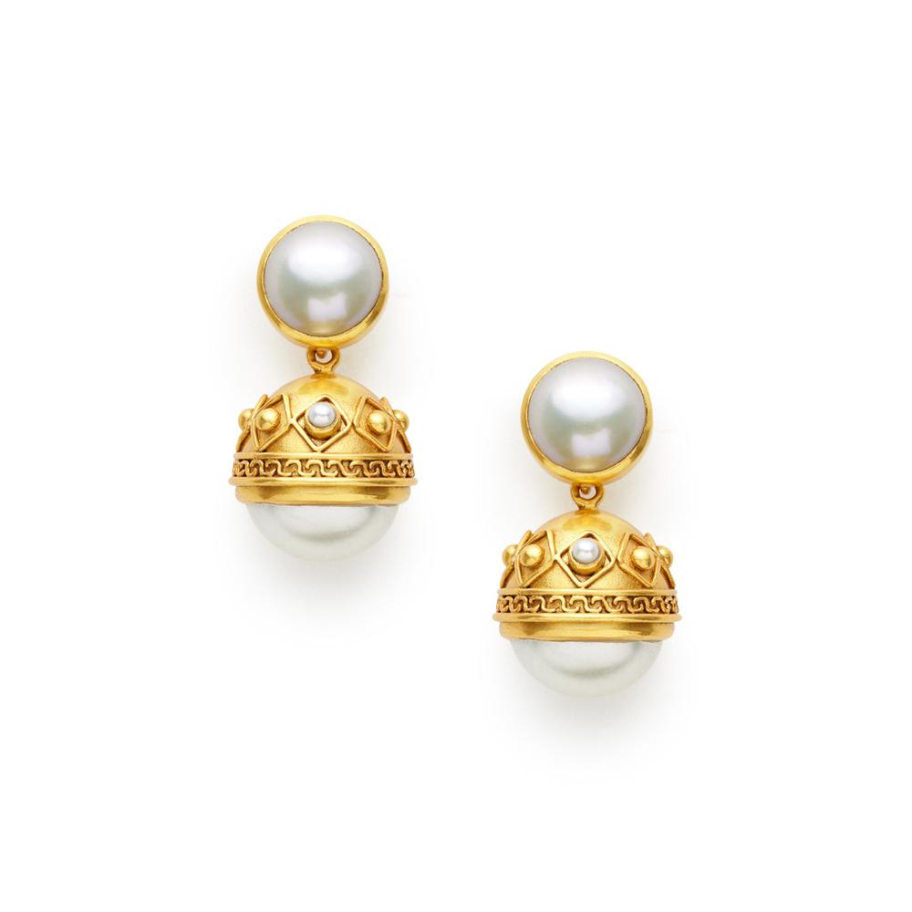 Julie Vos Gift guide - Medici Statement Earrings