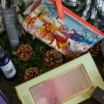 10-Stocking-Stuffers-That-Glamorous-Gals-Would-Love-2