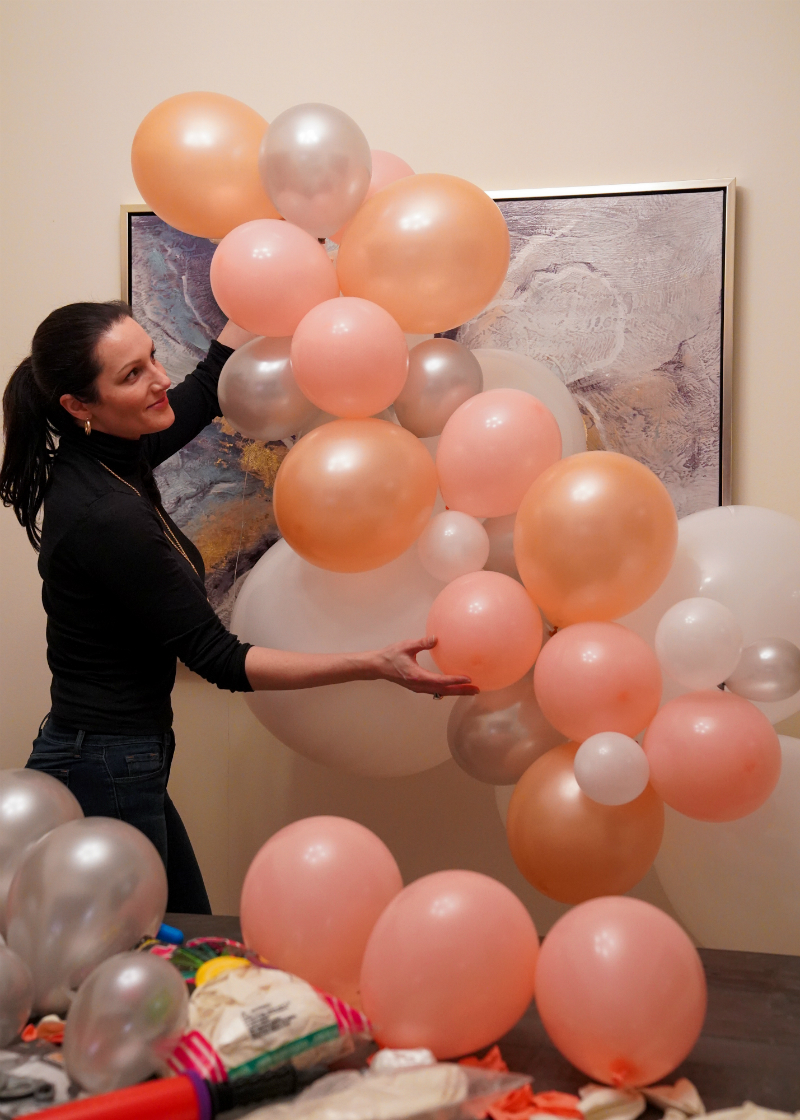 DIY Balloon Garland Tutorial