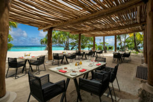 Luxury Hotel Restaurants with Gorgeous Views - Beachcomber Cafe