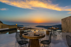 Luxury Hotel Restaurants with Gorgeous Views - Throubi