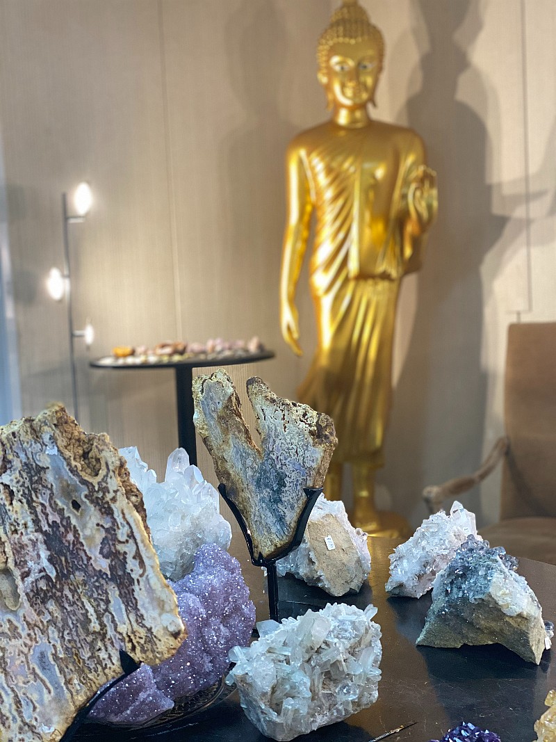 The Healing Benefits of Crystals
