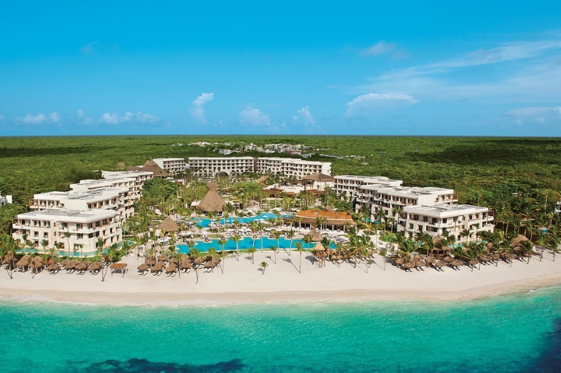 Top 10 Tripadvisor Travelers’ Choice Awards for the Best Luxury Hotels to Visit in 2026 - Secrets Akumal Riviera Maya