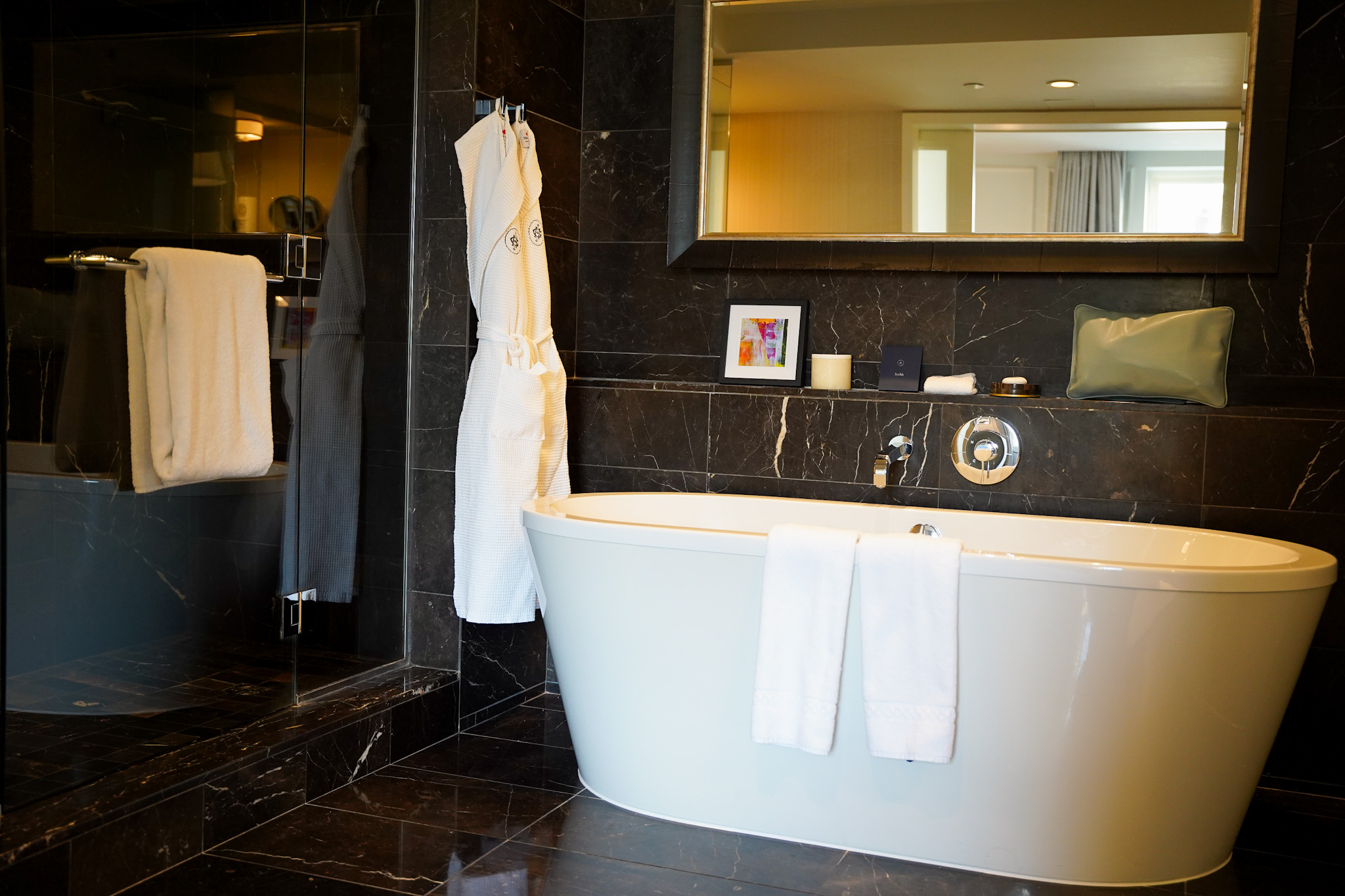 From Royalty to Rock 'n' Roll: Discover Vancouver's Most Legendary Luxury Hotel - Rosewood Hotel Georgia - Image credit Christina-Lauren Pollack