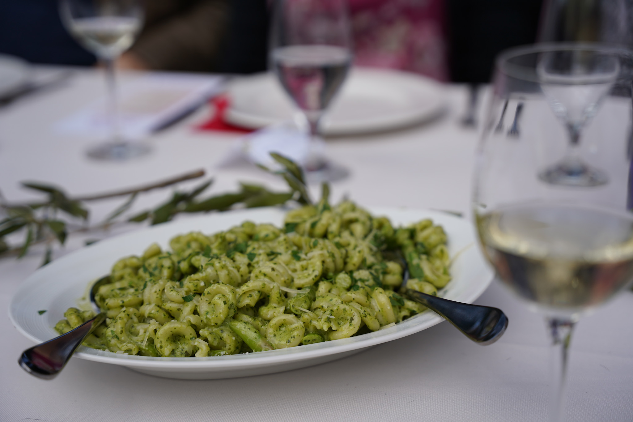 Vesuvio in Carmel-by-the-Sea Hosts A "Tutti a Tavola!" Fundraiser for The Carmel Mission Foundation - Image credit Christina-Lauren Pollack